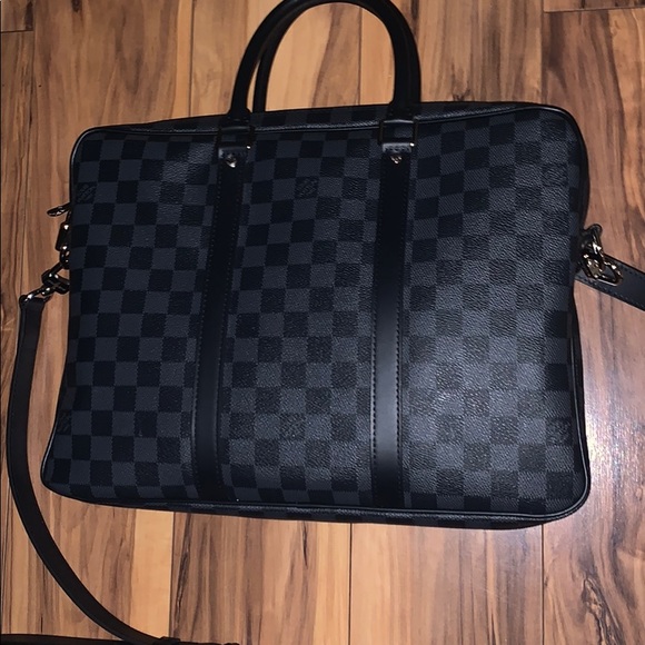 LV PORTE DOCUMENTS VOYAGE PM - Picture 1 of 8